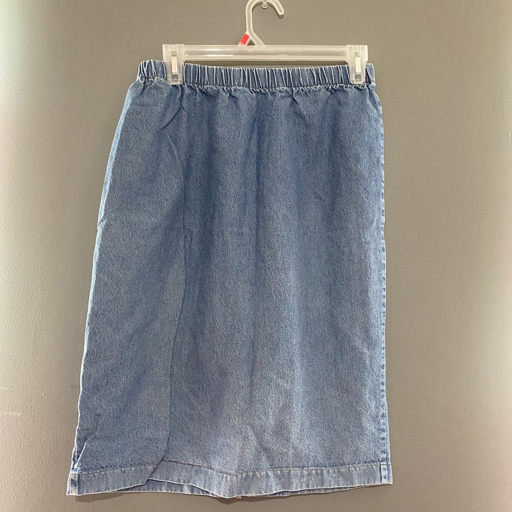 Denim skirt